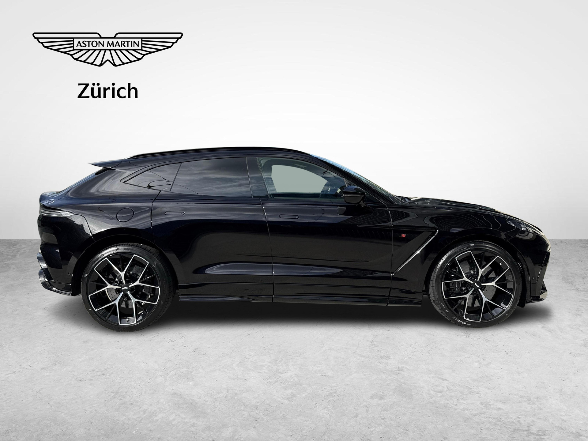 ASTON MARTIN DBX S 4.0 V8 Bi-Turbo-image-3