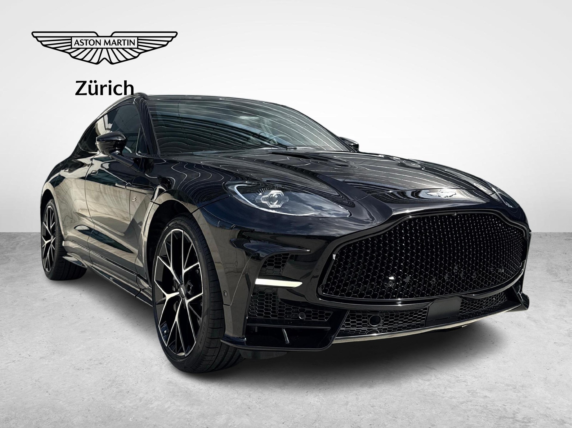 ASTON MARTIN DBX S 4.0 V8 Bi-Turbo-image-1