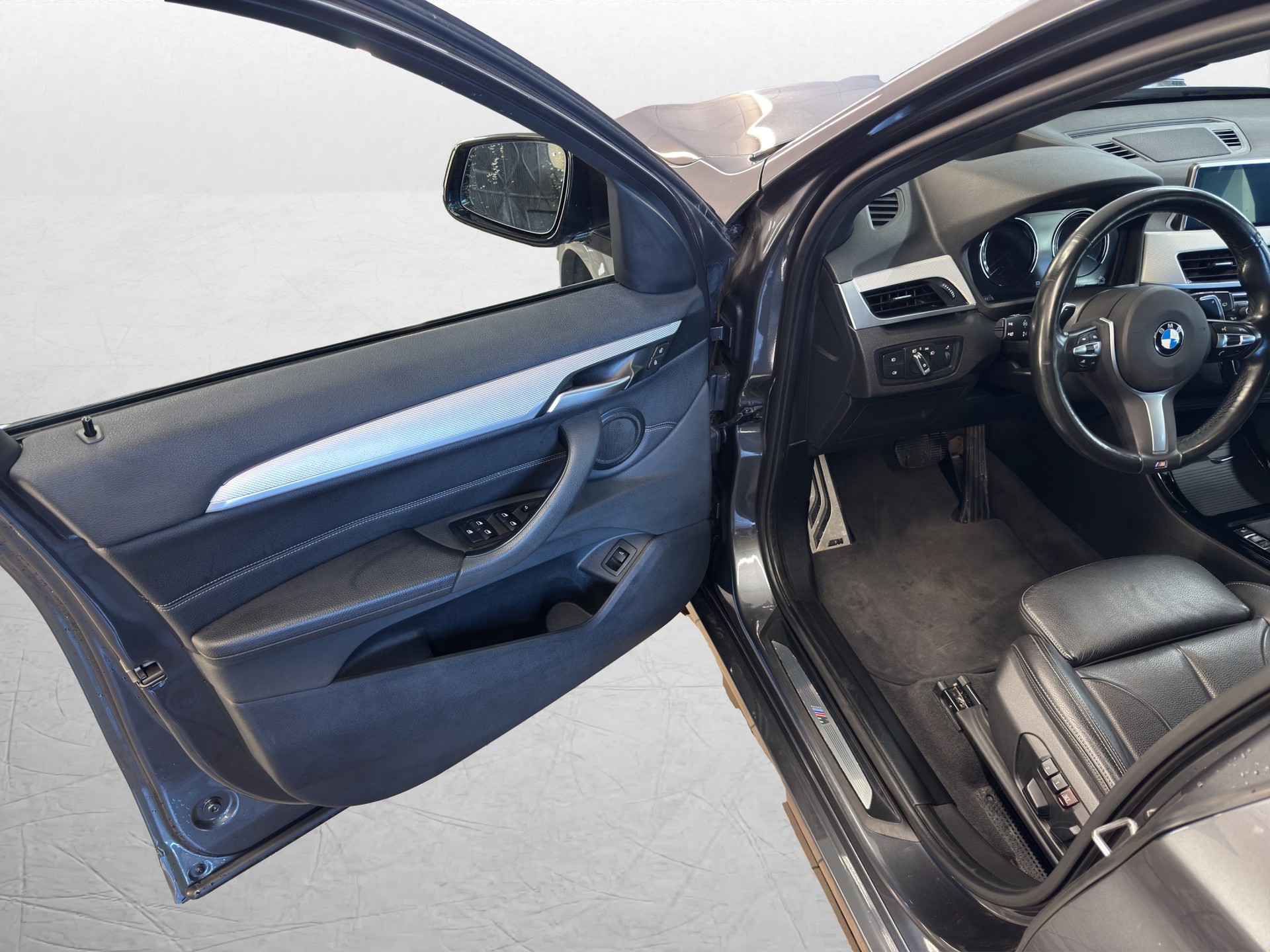 BMW X1 xDrive 20d M Sport Steptronic-image-9