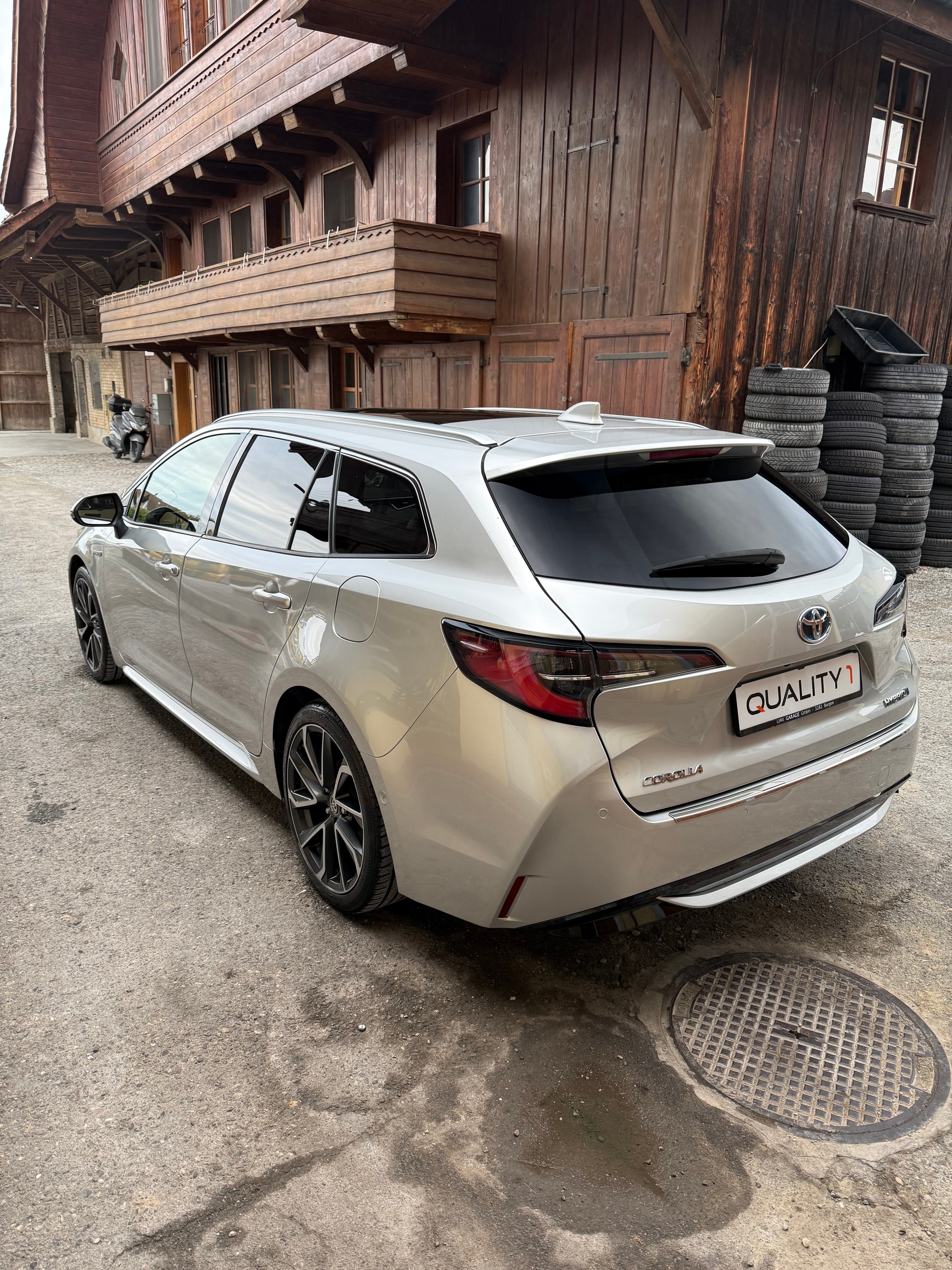 TOYOTA Corolla Touring Sports 2.0 HSD Style e-CVT-image-5