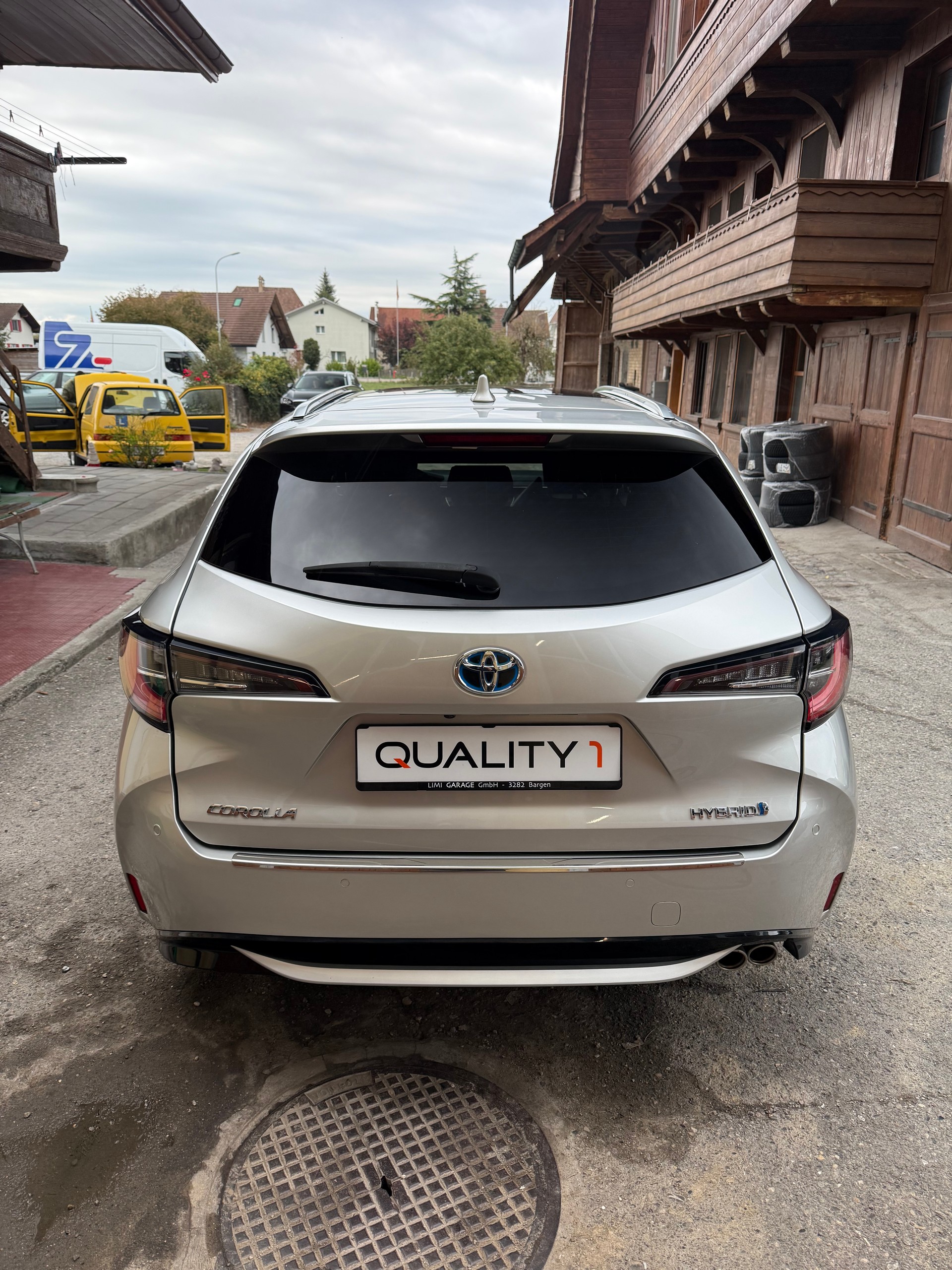 TOYOTA Corolla Touring Sports 2.0 HSD Style e-CVT-image-4