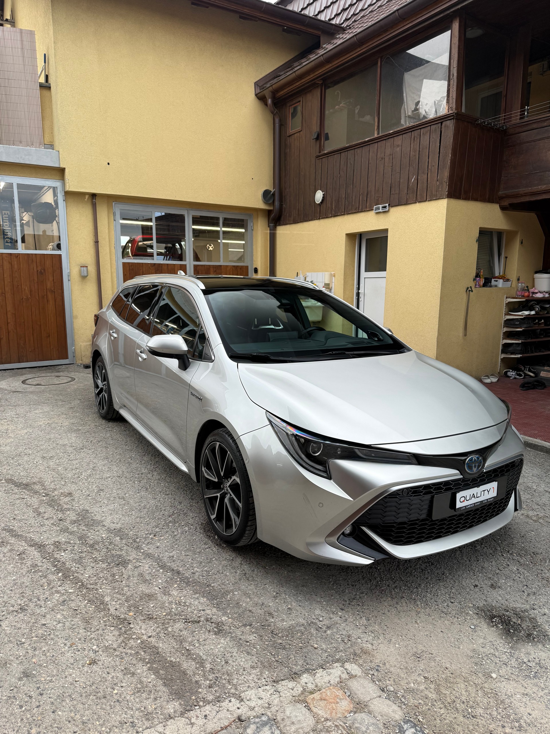TOYOTA Corolla Touring Sports 2.0 HSD Style e-CVT-showroom-element-2