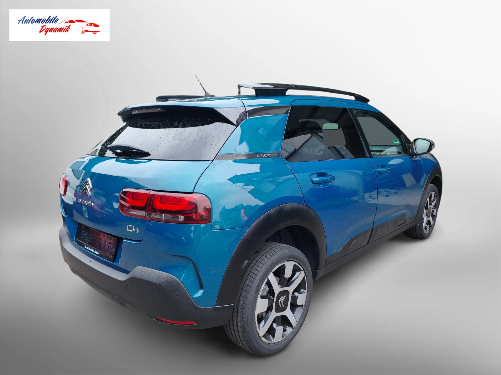 CITROEN C4 Cactus 1.2 Pure Tech Shine EAT6-image-4
