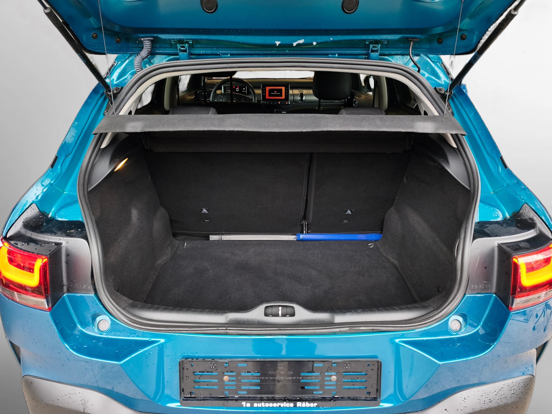 CITROEN C4 Cactus 1.2 Pure Tech Shine EAT6-image-12