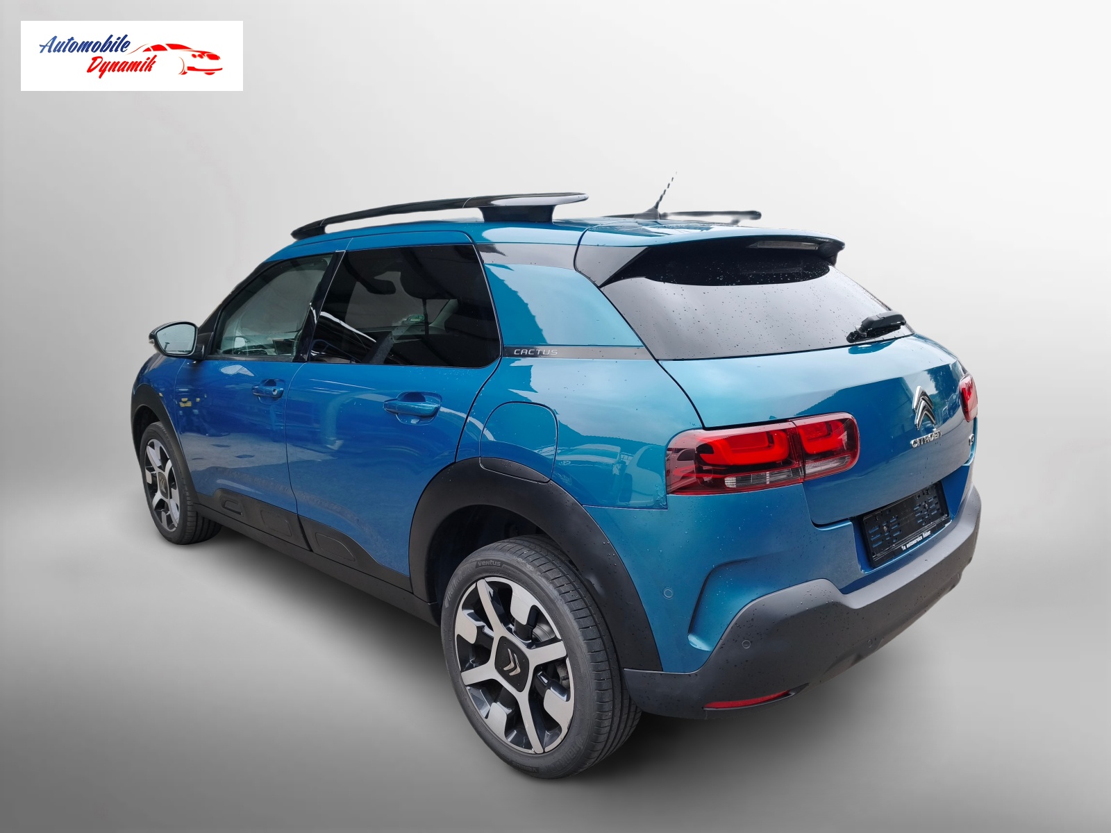 CITROEN C4 Cactus 1.2 Pure Tech Shine EAT6-image-6