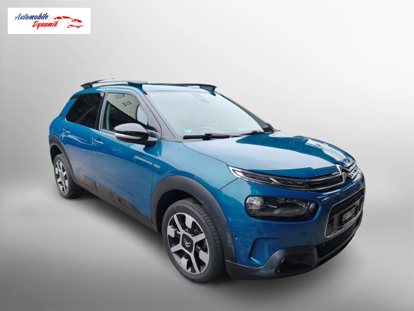CITROEN C4 Cactus 1.2 Pure Tech Shine EAT6-image-2