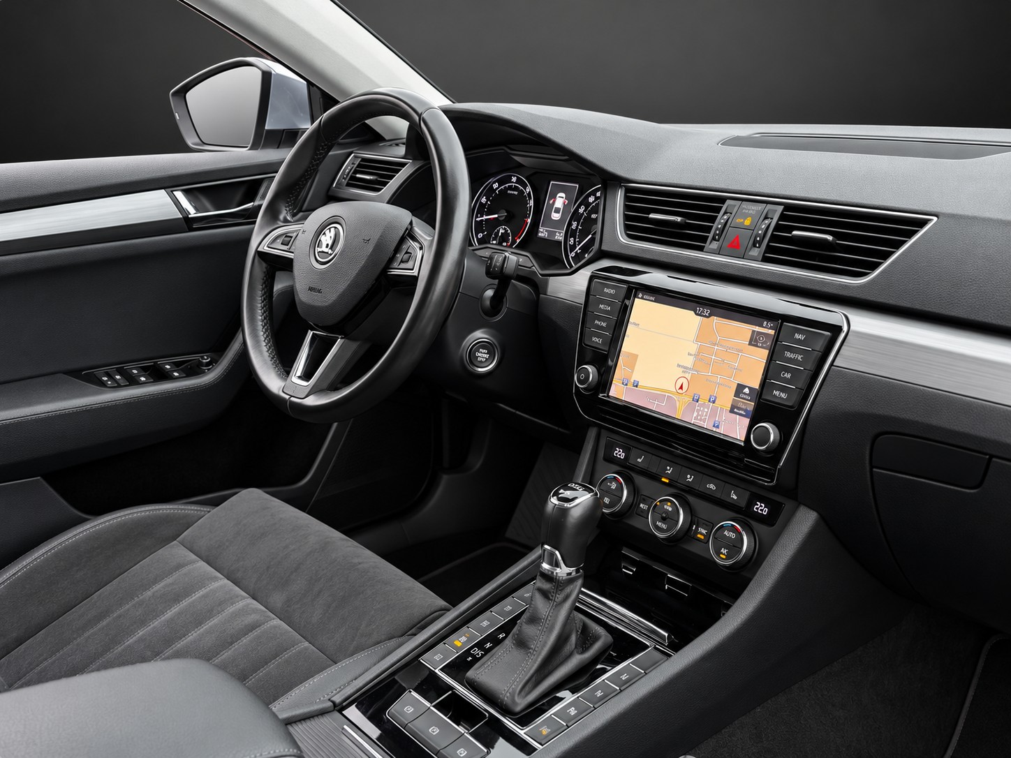 SKODA Superb Limousine 2.0 TDi Style DSG mit 190 PS-image-9