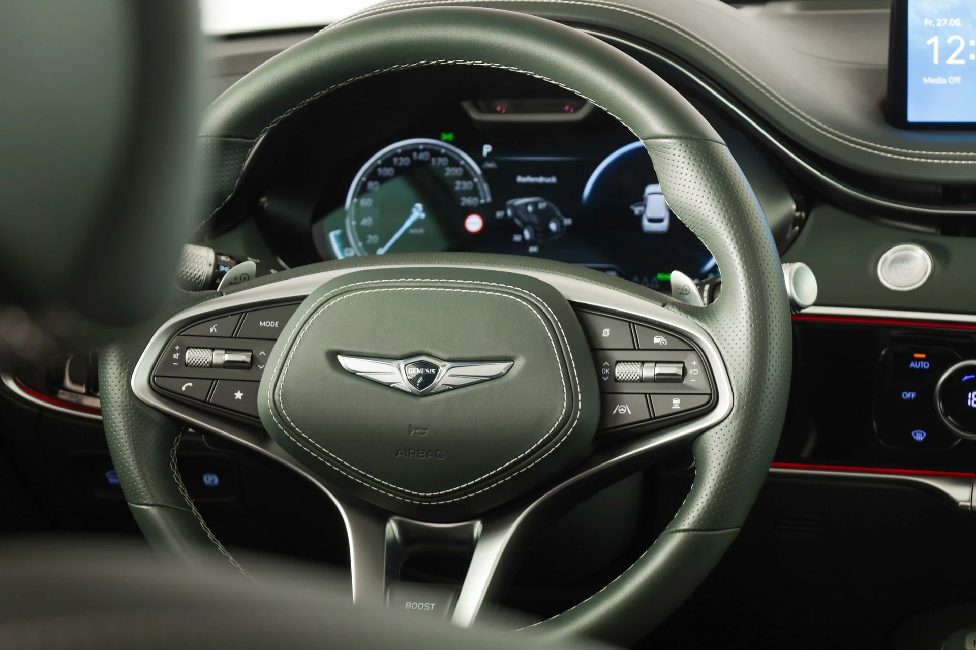 GENESIS GV70 Electrified Sport kWh 77,4 AWD Cuir Nappa / Lexicon / Toit en verre-image-16