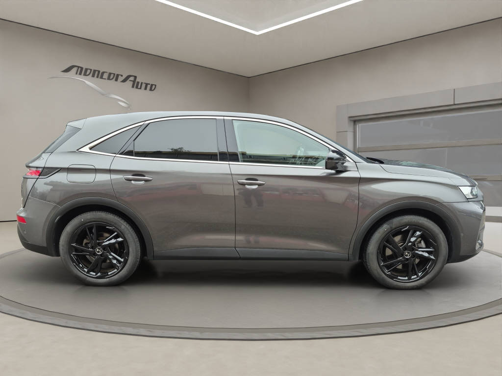 DS AUTOMOBILES DS7 Crossback E-Tense 300 4x4 Performance Line-image-1