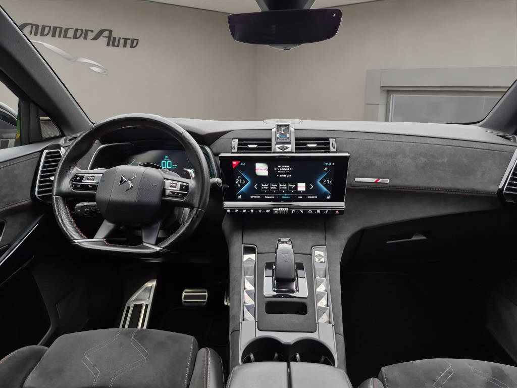 DS AUTOMOBILES DS7 Crossback E-Tense 300 4x4 Performance Line-image-7