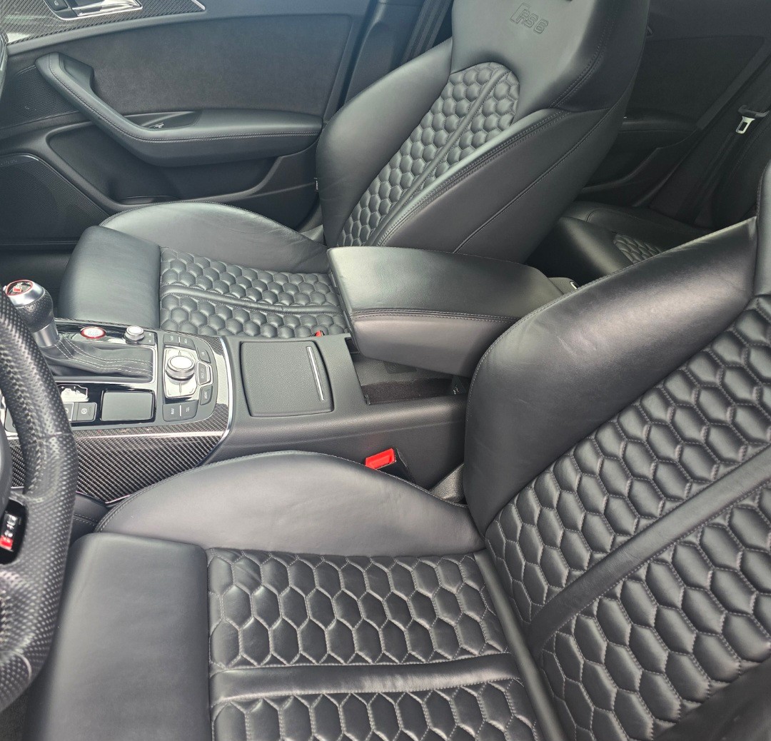 AUDI RS6 Avant 4.0 TFSI V8 performance quattro-image-12