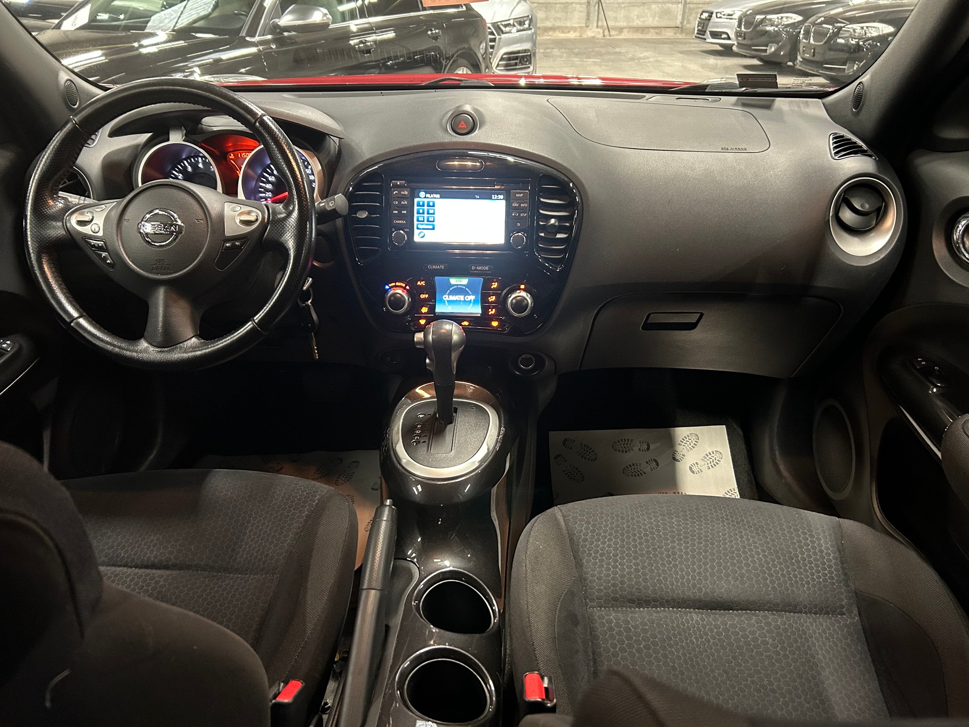 NISSAN Juke 1.6 tekna Xtronic CVT-image-12