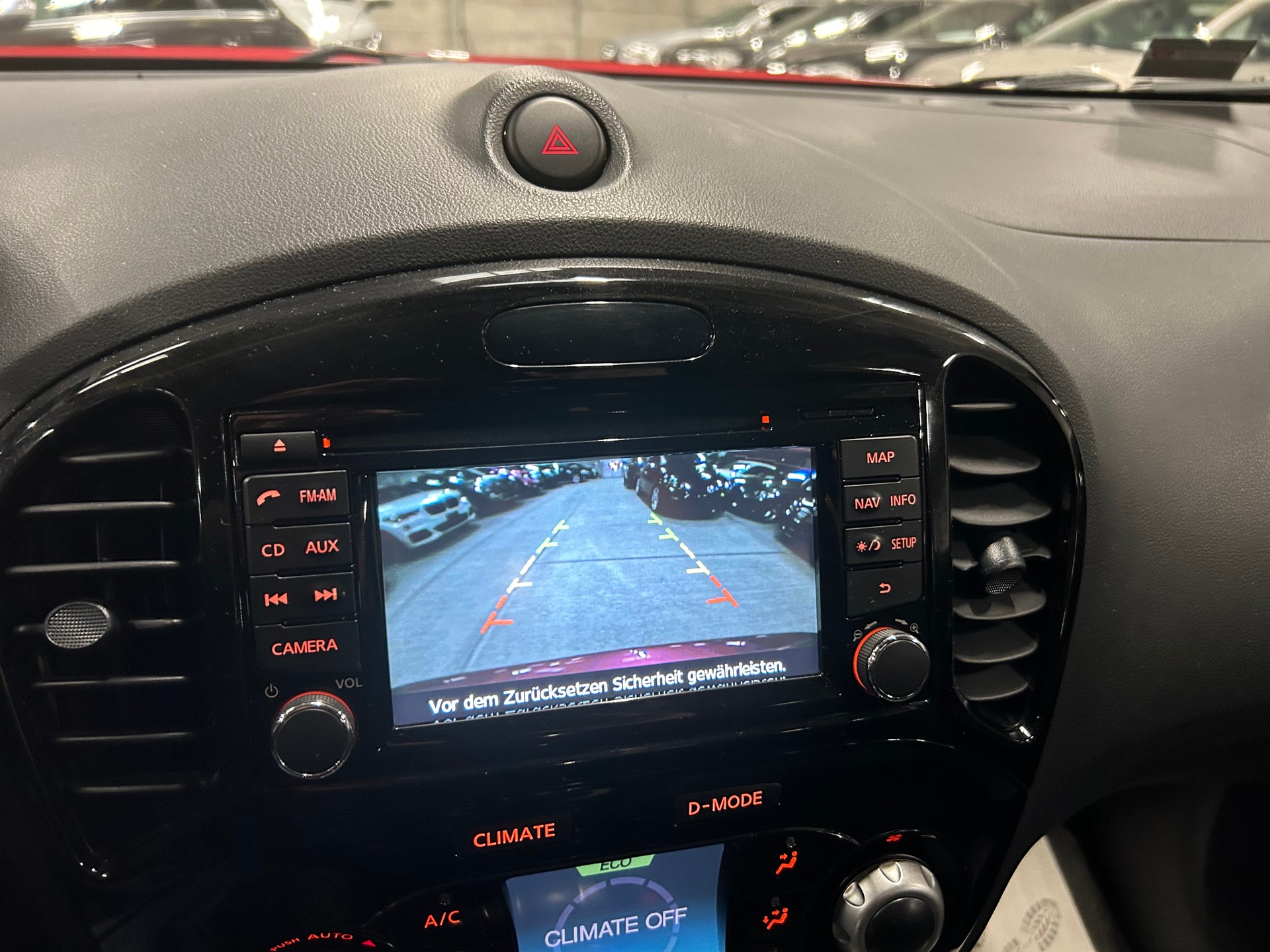 NISSAN Juke 1.6 tekna Xtronic CVT-image-13