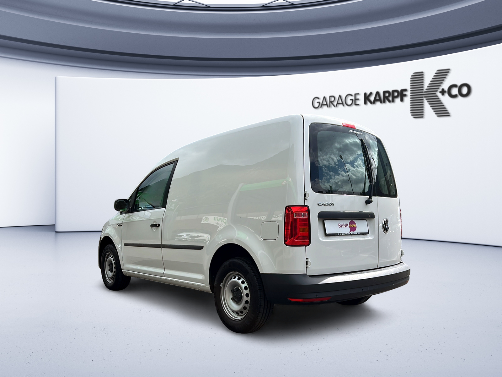 VW Caddy 2.0TDI Entry BlueMotion Technology-image-2