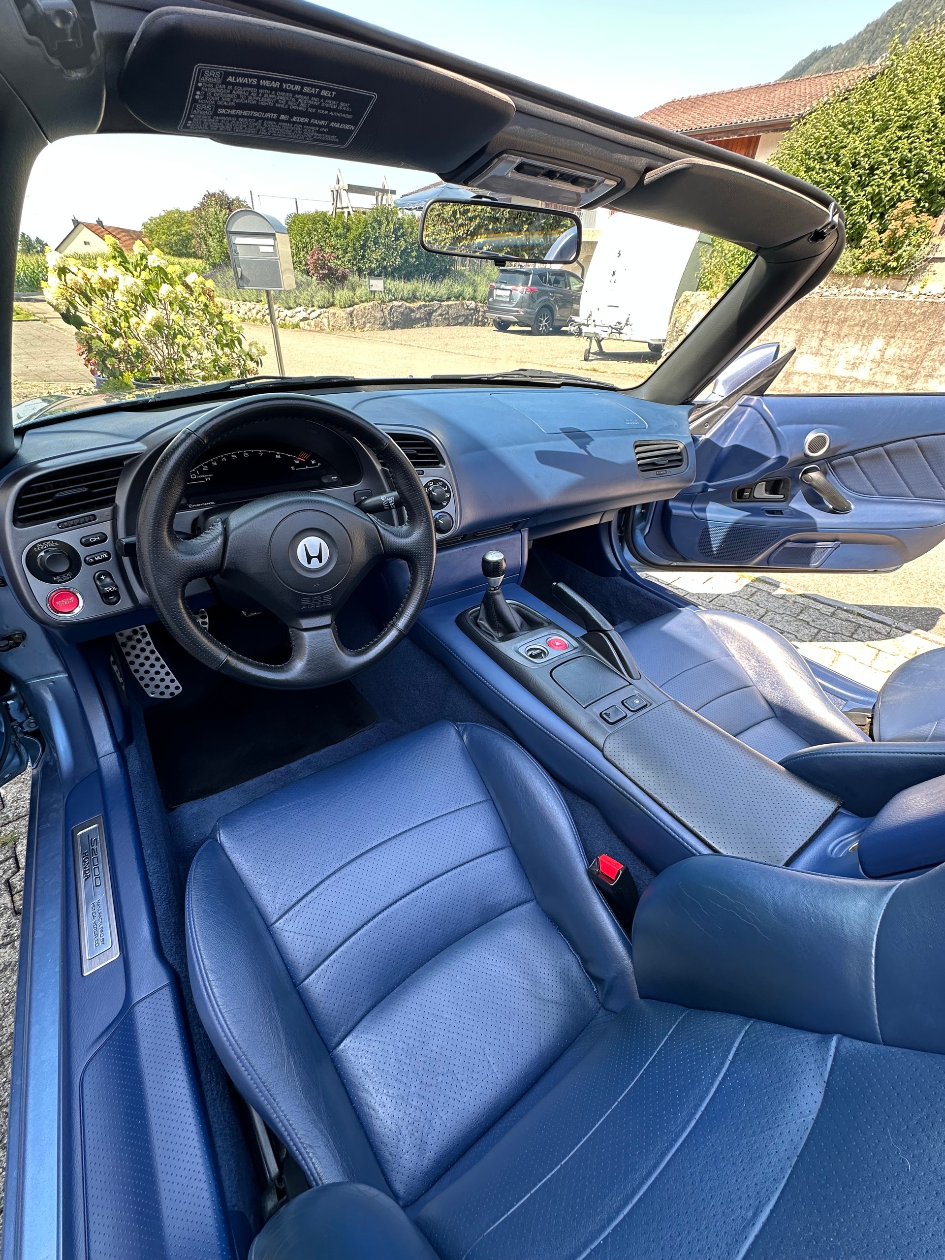 HONDA S2000-image-1