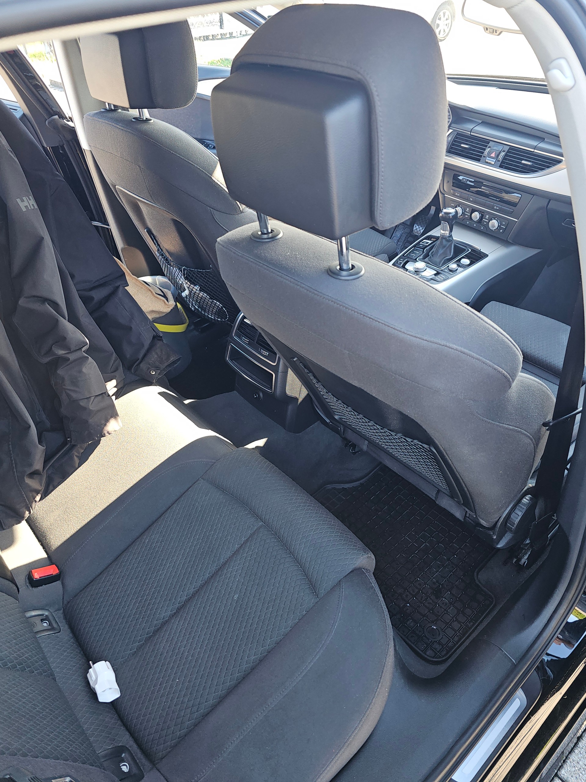 AUDI A6 Avant 2.0 TDI-image-4