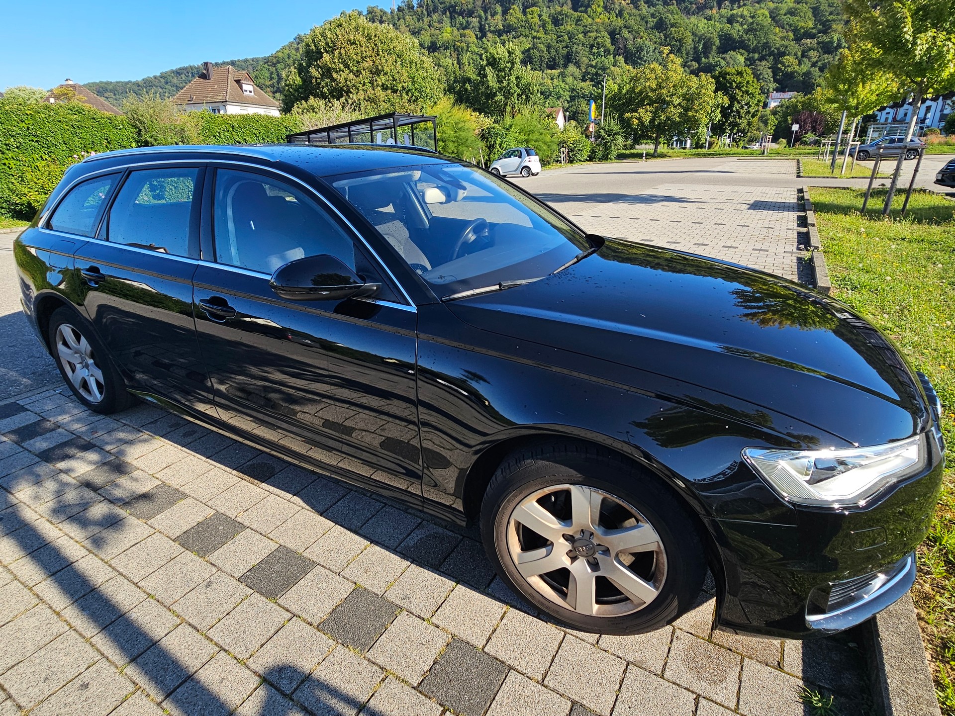 AUDI A6 Avant 2.0 TDI-image-7