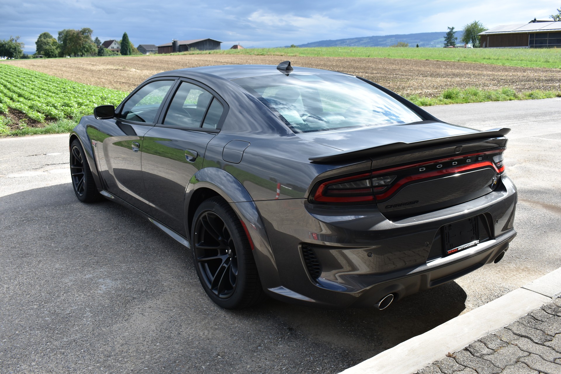 DODGE Charger R/T Scat Pack Widebody-image-6