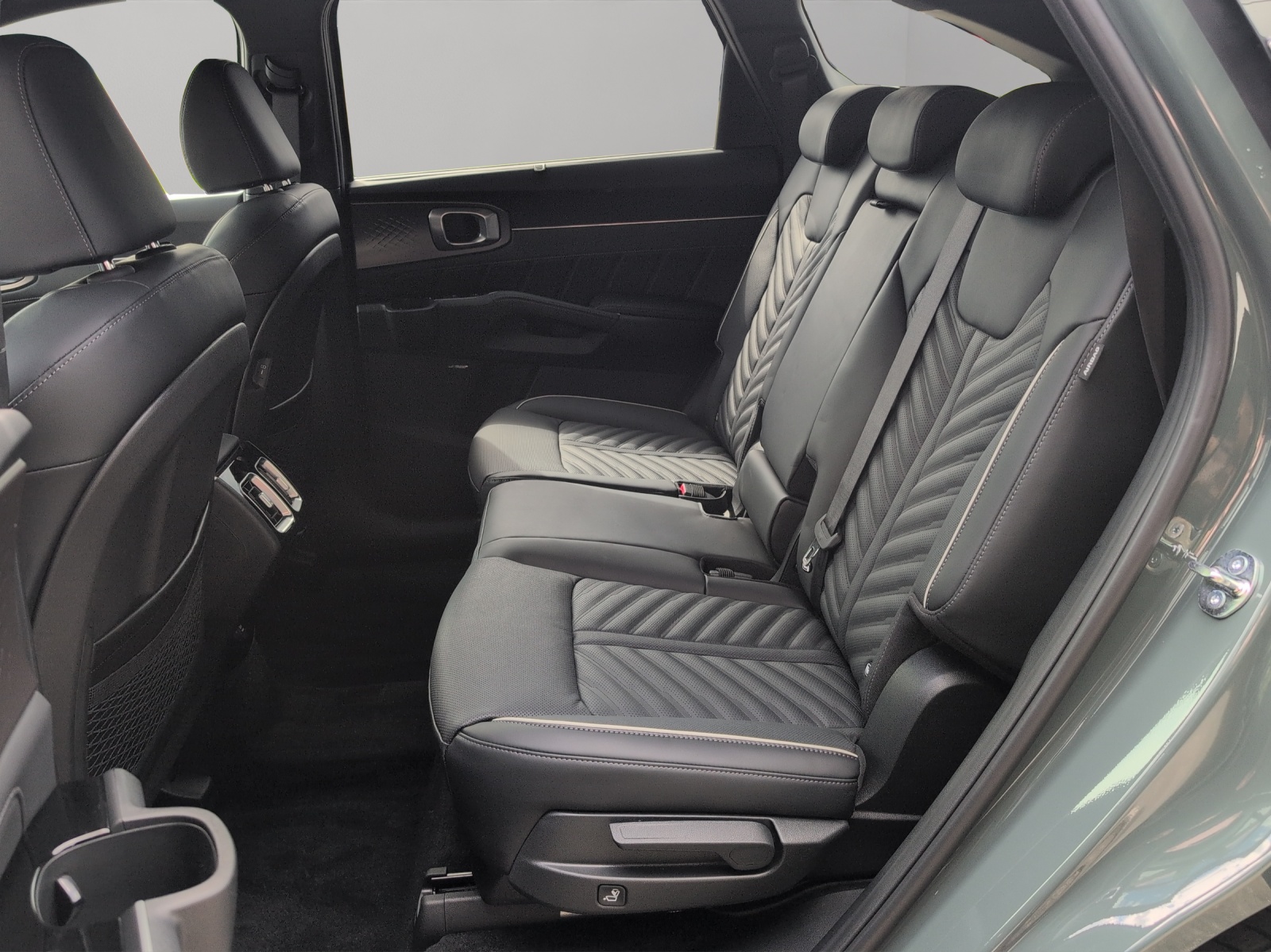 KIA Sorento 2.2 SmartD Style 7P 4x4 Aut. / Panoramadach / 0.99% Leasing-Aktion-image-12