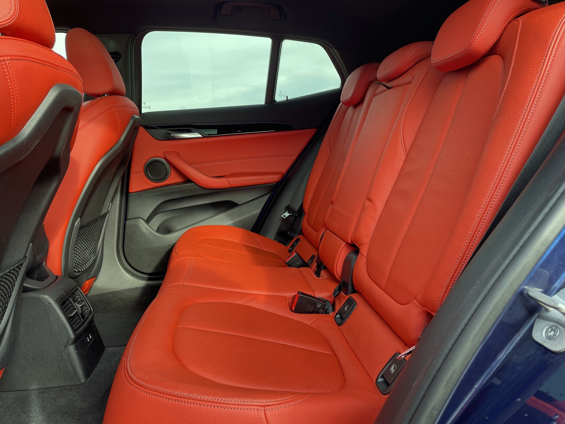 BMW X2 sDrive 18d M Sport X Steptronic * MAGMAROTEM INTERIEUER - M SPORT X PAKET *-image-13