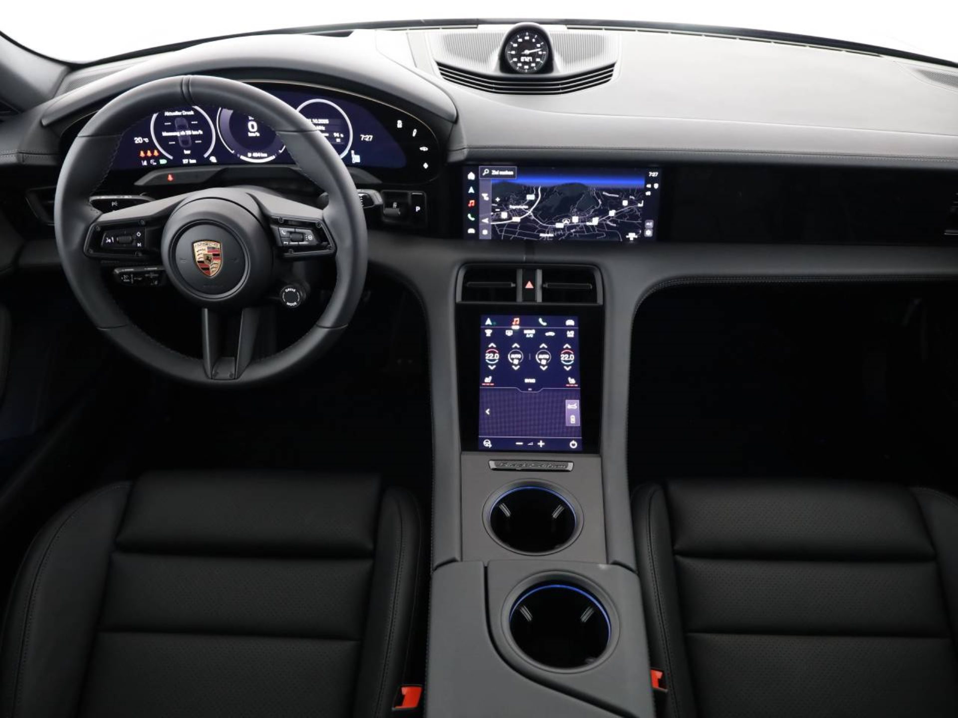 PORSCHE Taycan 4 Black Edition-image-10