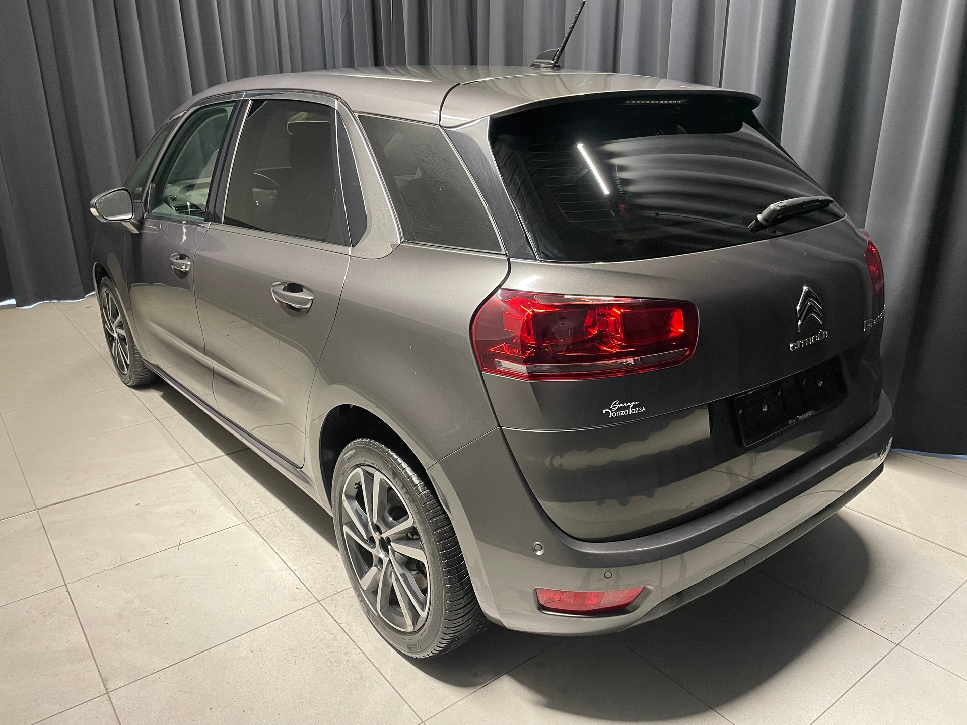 CITROEN C4 Picasso 1.6i 16V THP Feel Edition EAT6(6)(M)-image-3