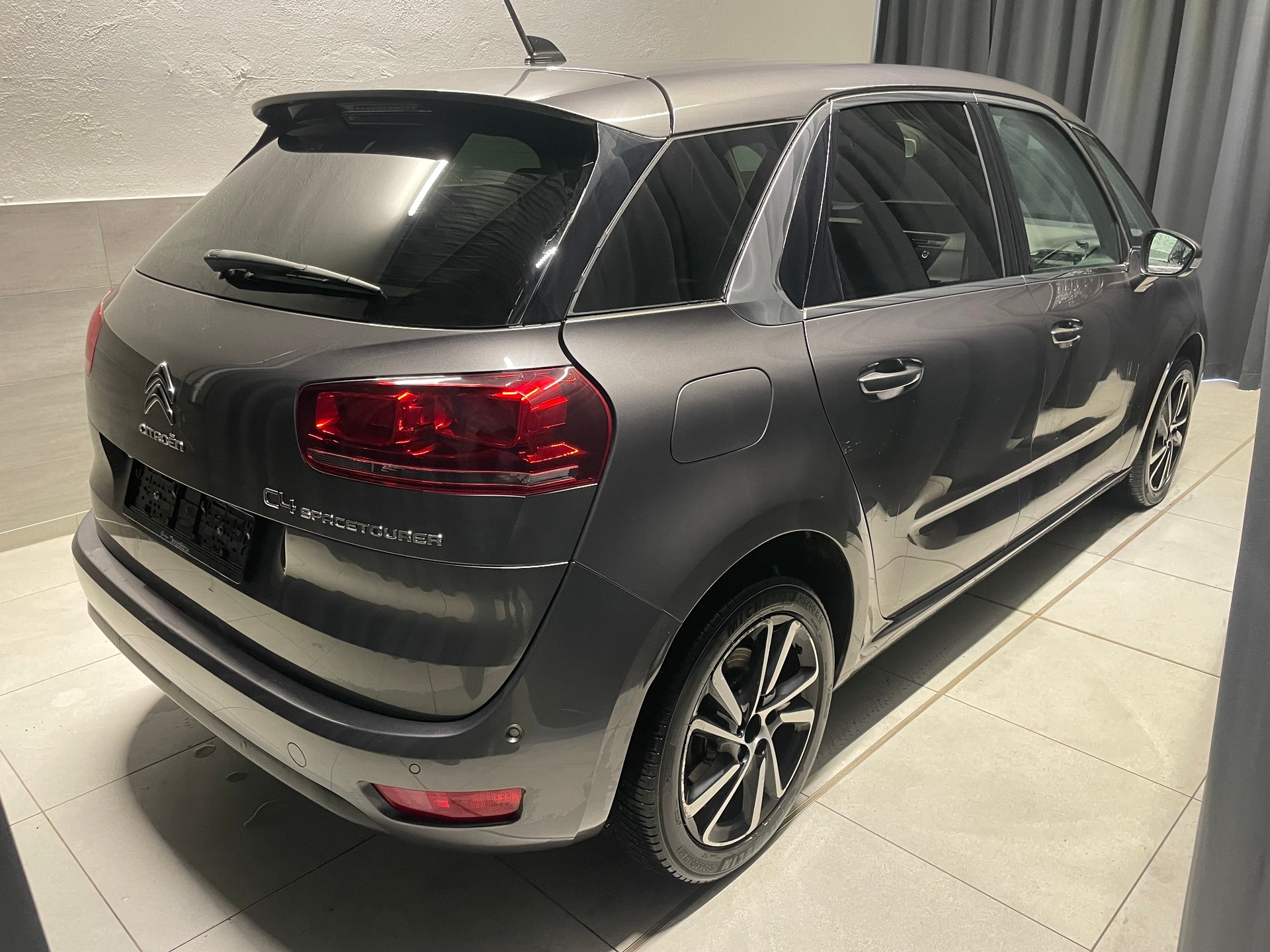 CITROEN C4 Picasso 1.6i 16V THP Feel Edition EAT6(6)(M)-image-5