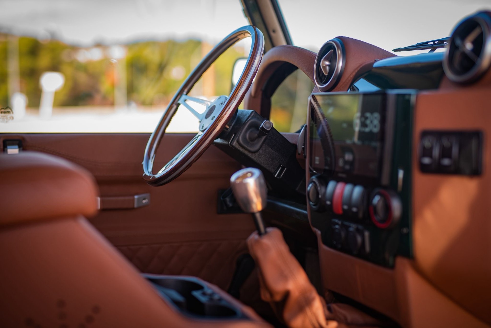 LAND ROVER Defender 110 2.5Td5-image-9