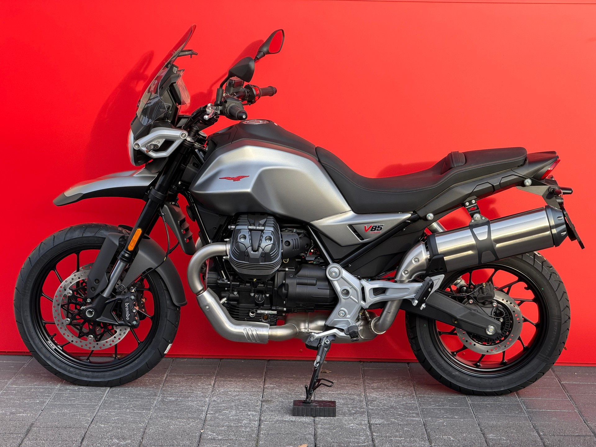 MOTO GUZZI V85 TT Strada E5+ (35kW)-showroom-element-2