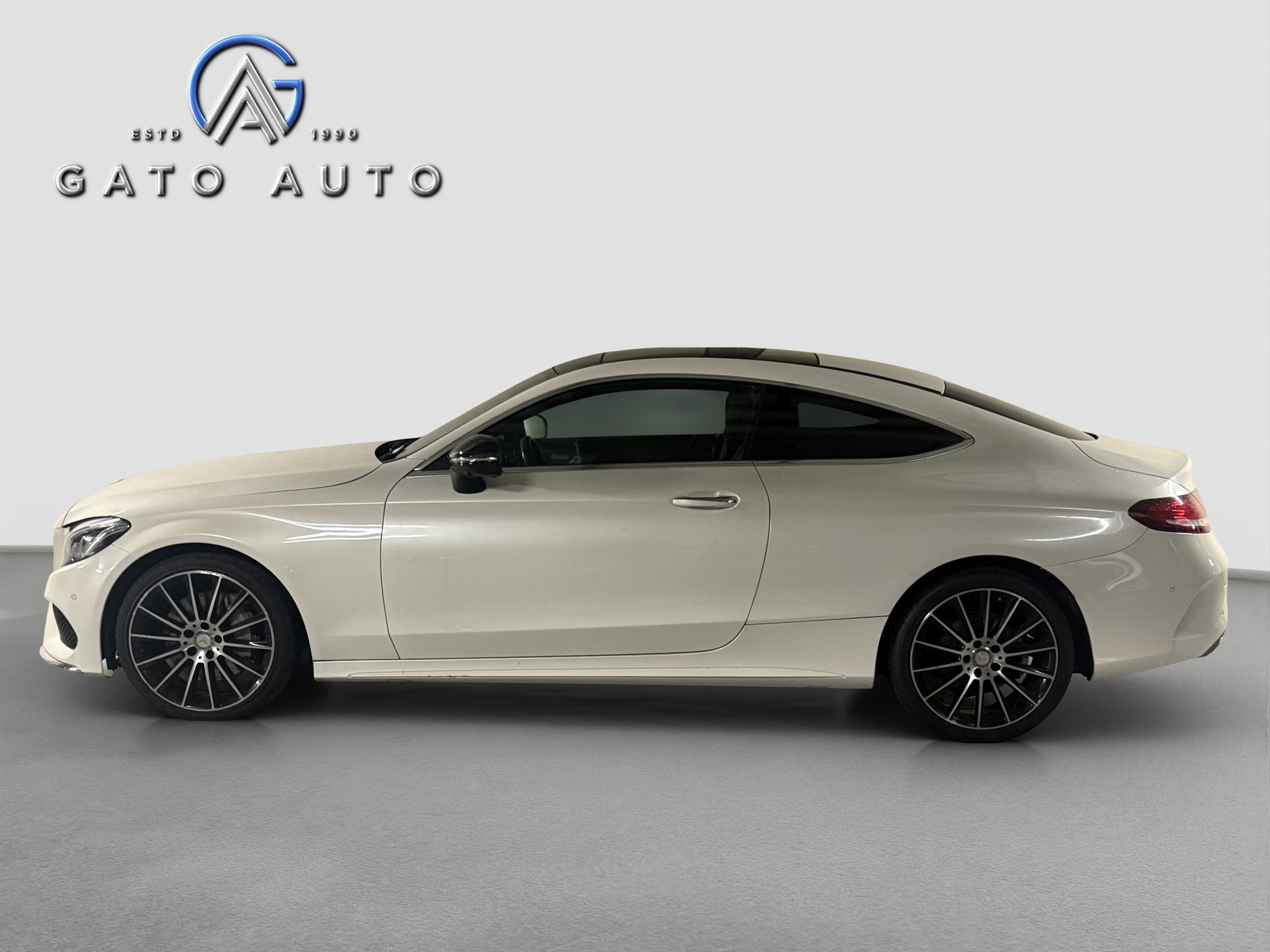 MERCEDES-BENZ C 250 d AMG Line Coupé 9G-Tronic-image-4
