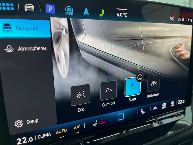 VW T-Roc 1.5 eTSI mHEV R-Line DSG-image-16
