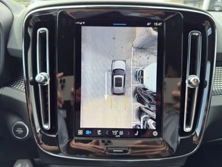 Image VOLVO XC40 XC40 B3 Benzin Mild Hybrid Plus Dark DCT