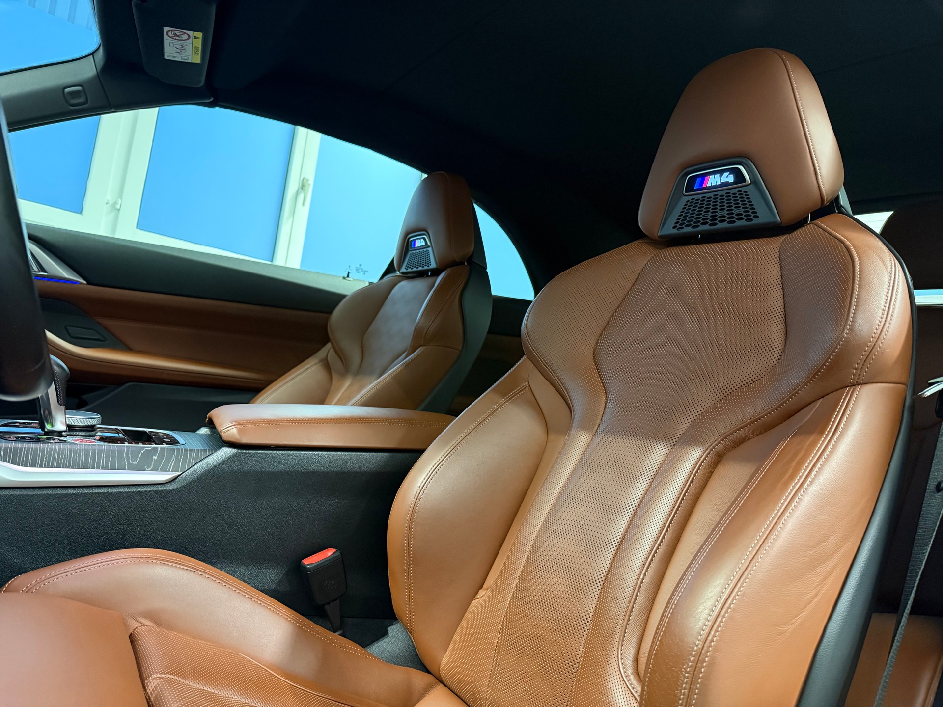 BMW M4 Cabrio Competition M xDrive-image-22