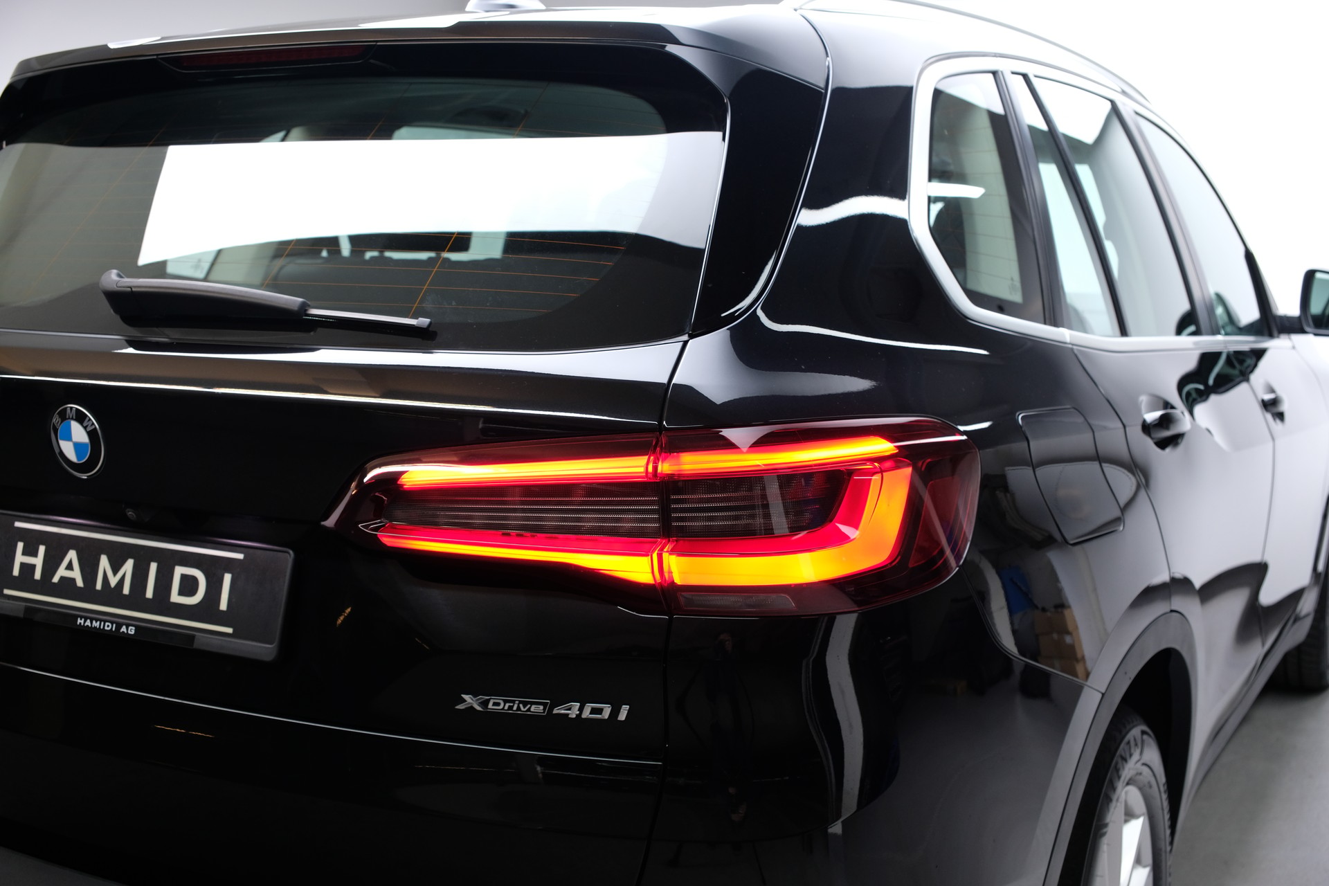 BMW X5 xDrive 48V 40i Steptronic-image-5