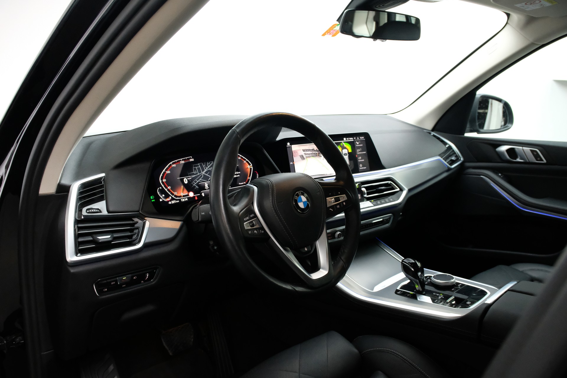 BMW X5 xDrive 48V 40i Steptronic-image-14