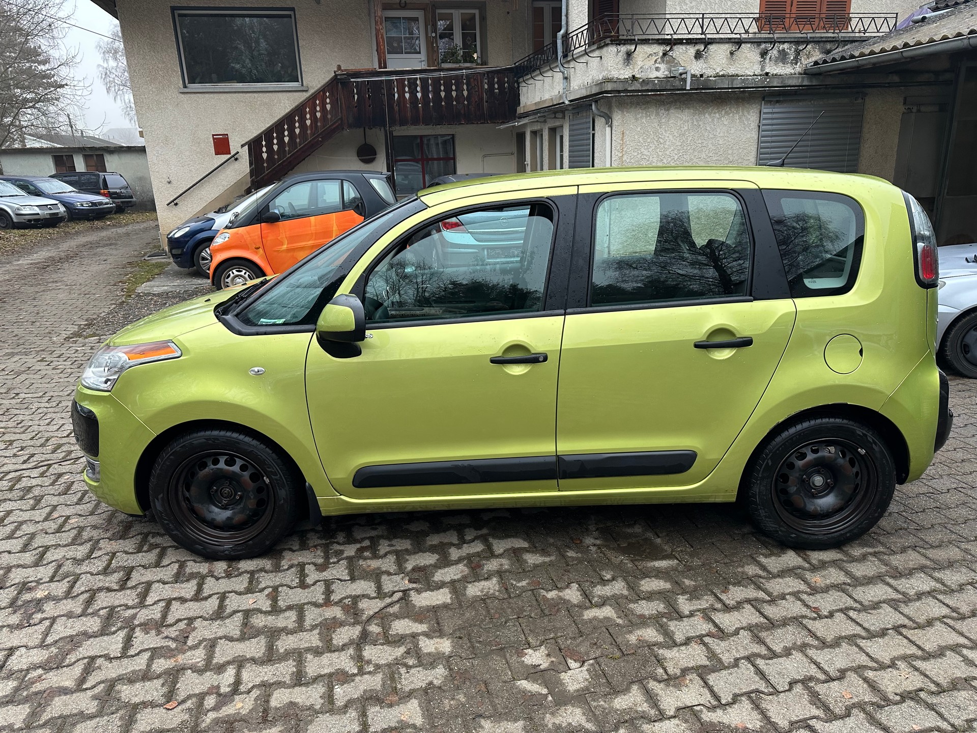 CITROEN C3 Picasso 1.4i 16V Exclusive FIXPREIS-image-4