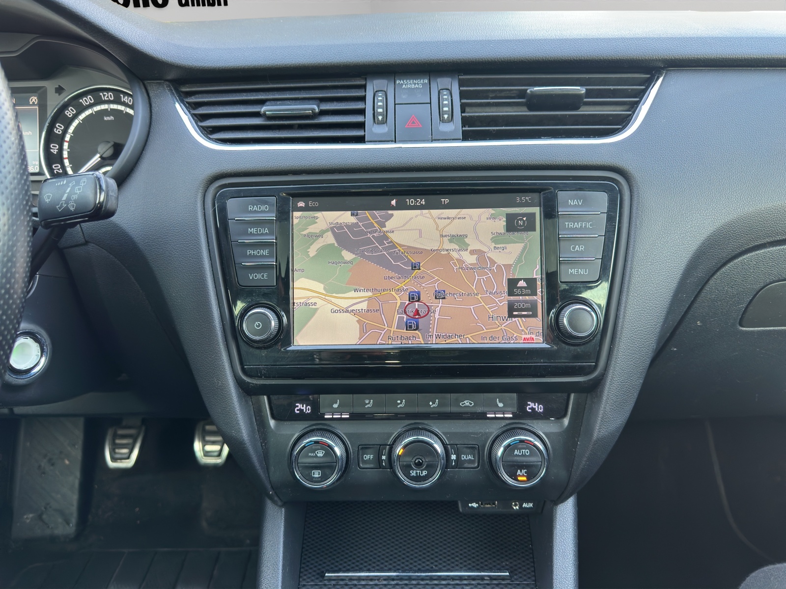 SKODA Octavia Combi 2.0 TDI RS-image-12