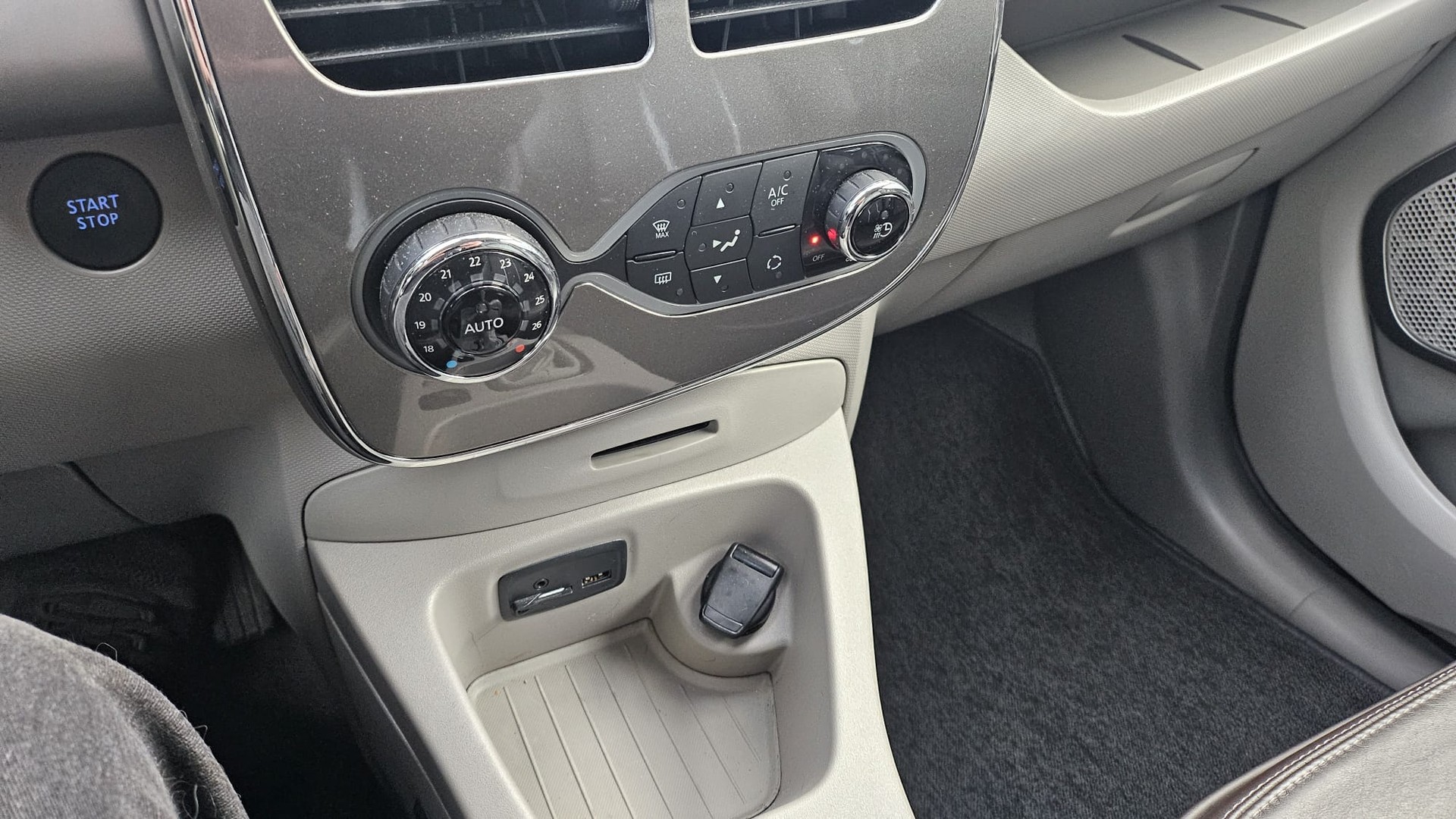 RENAULT Zoe Limited R110 (incl. Batterie)-image-8