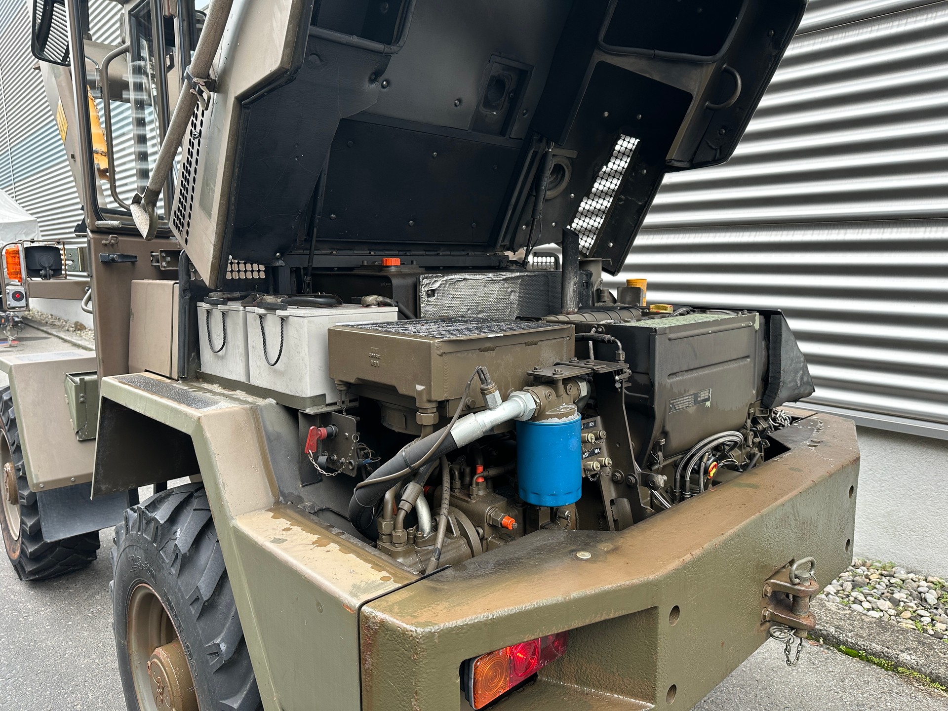 MERCEDES-BENZ LIEBHERR L 508-image-5