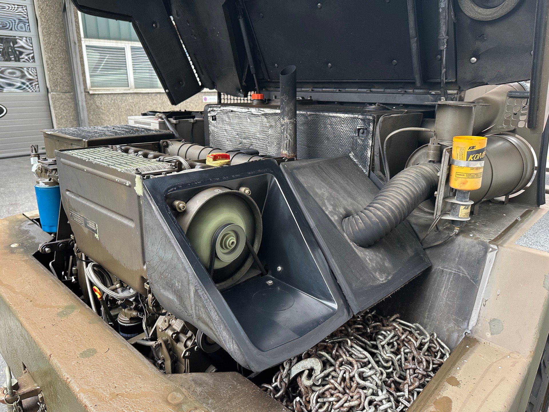 MERCEDES-BENZ LIEBHERR L 508-image-6
