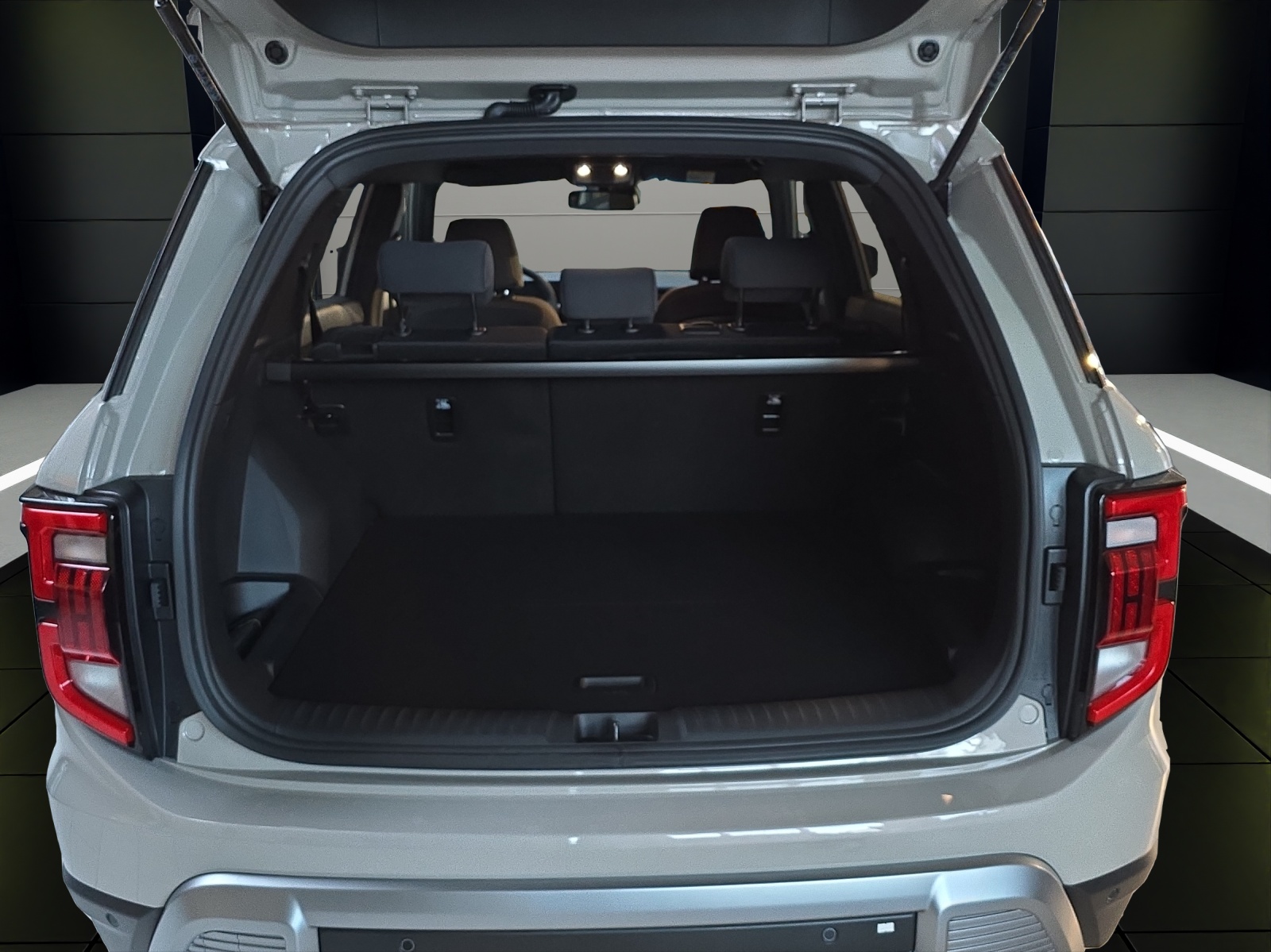 KGM-SsangYong Torres 1.5 TGDI Hybrid Platinum AT-image-12