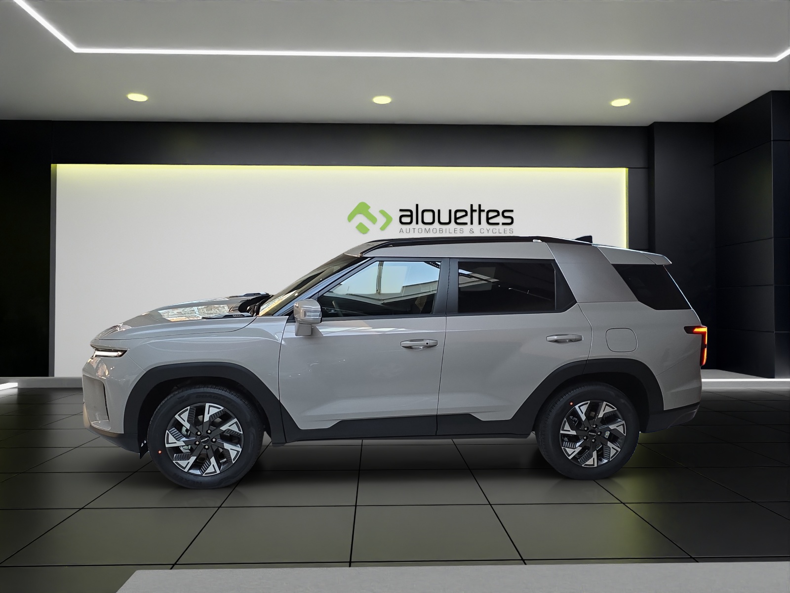 KGM-SsangYong Torres 1.5 TGDI Hybrid Platinum AT-showroom-element-2