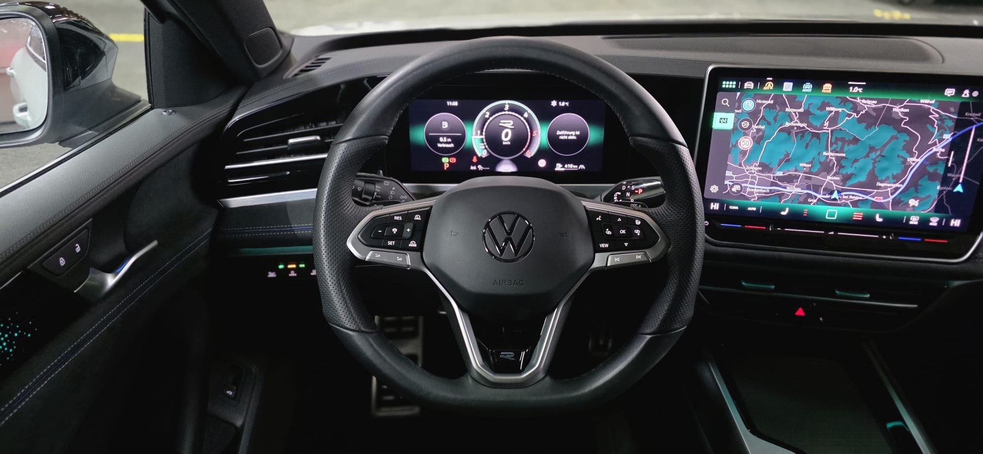 VW Passat Variant 2.0 TDI evo R-Line 4 Motion DSG *Massagefunktion*AHK*Lenkradheizung*Standklimatisierung*360°Kamera*ACC*-image-11