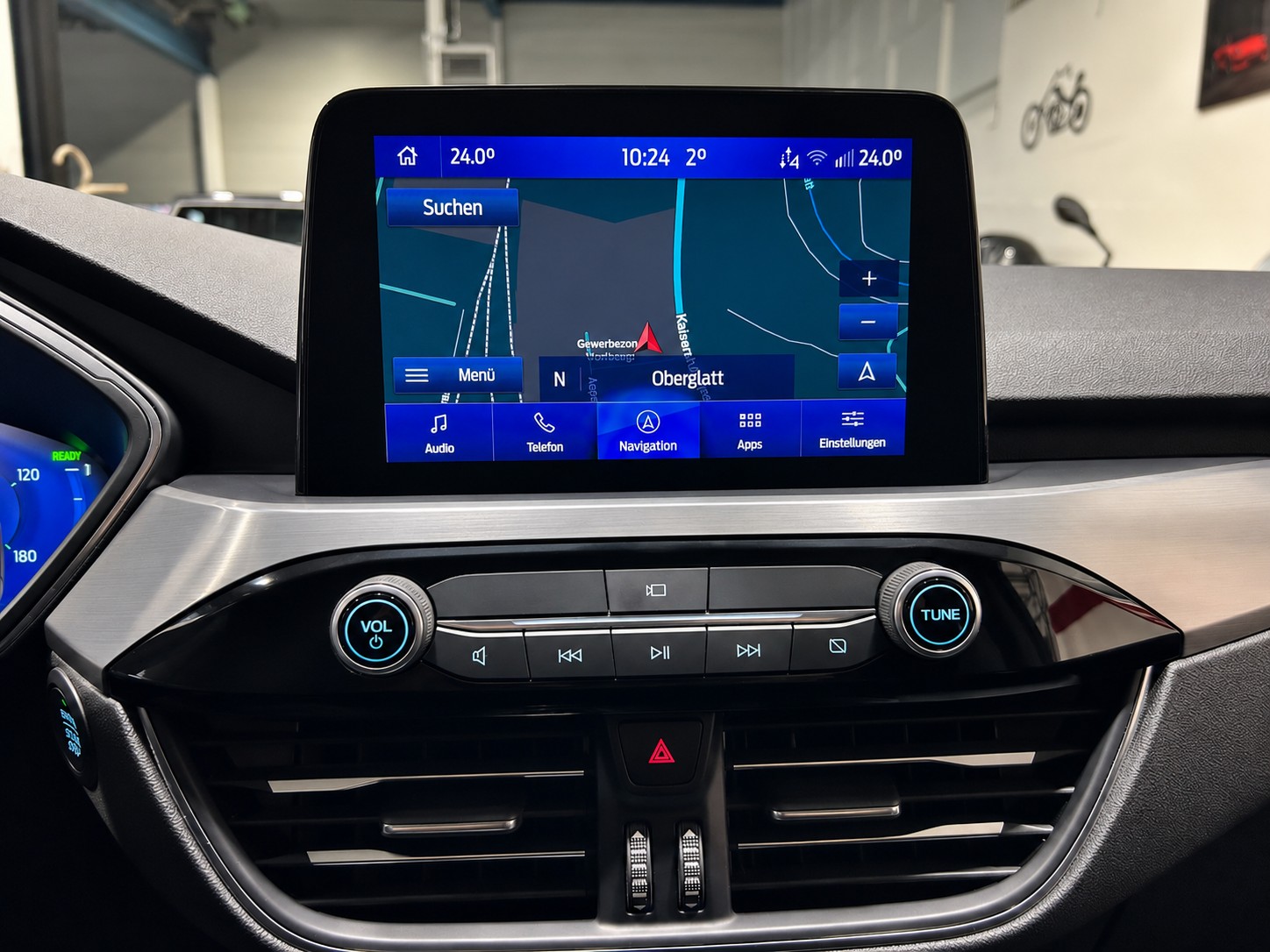 FORD Kuga 2.5 Hybrid Titanium X 4x4-image-18