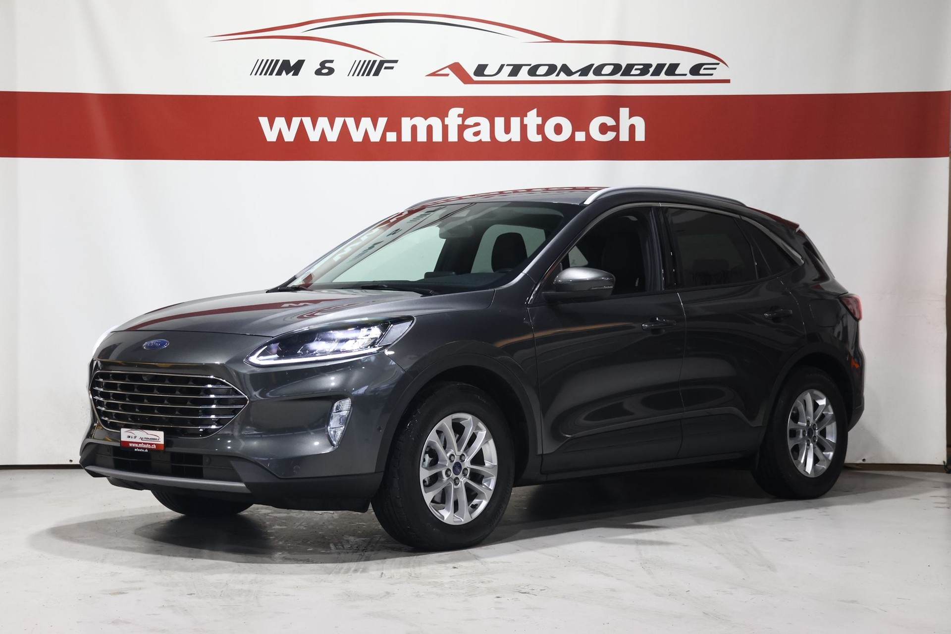FORD Kuga 2.5 Hybrid Titanium X 4x4-image-1