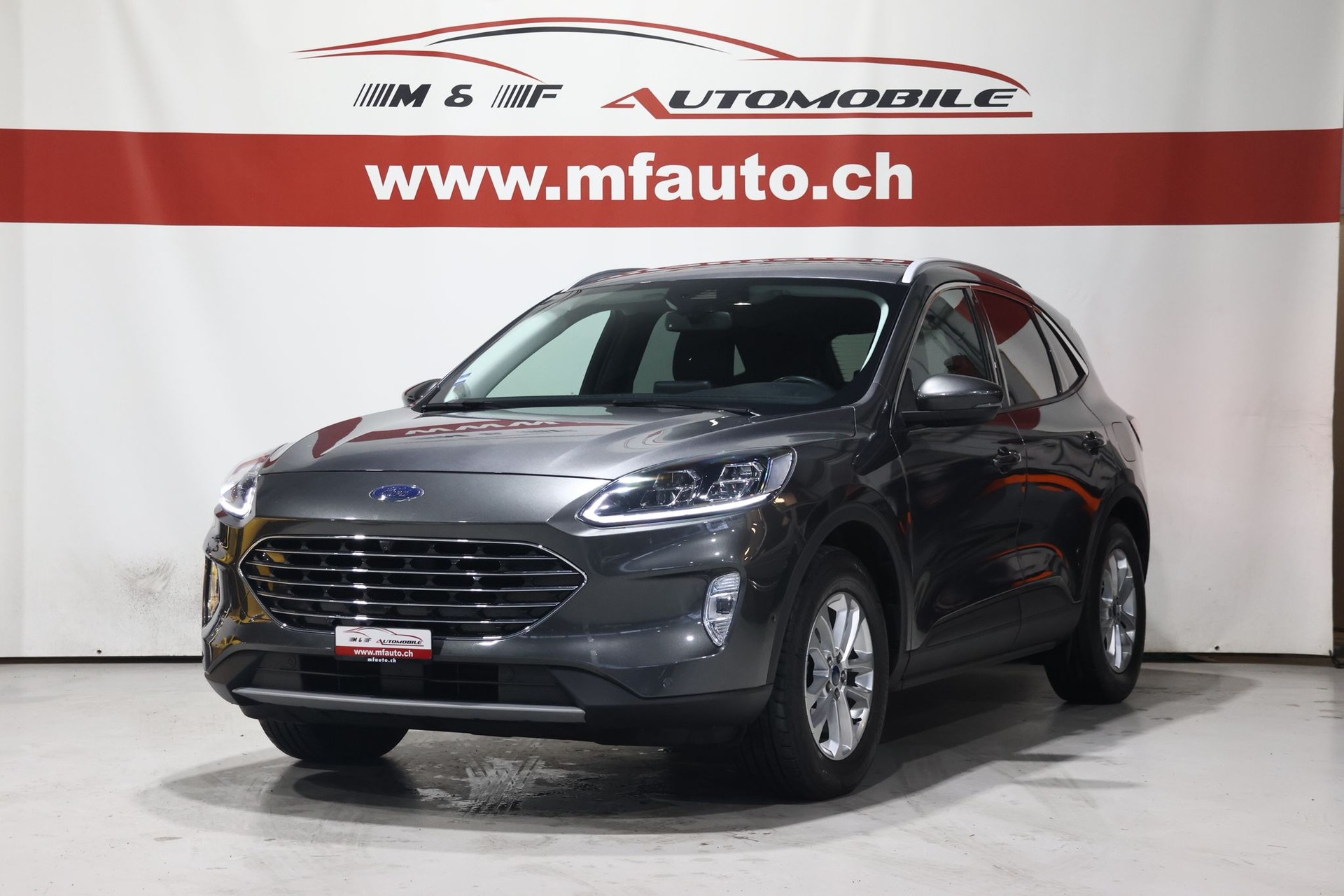FORD Kuga 2.5 Hybrid Titanium X 4x4-image-0