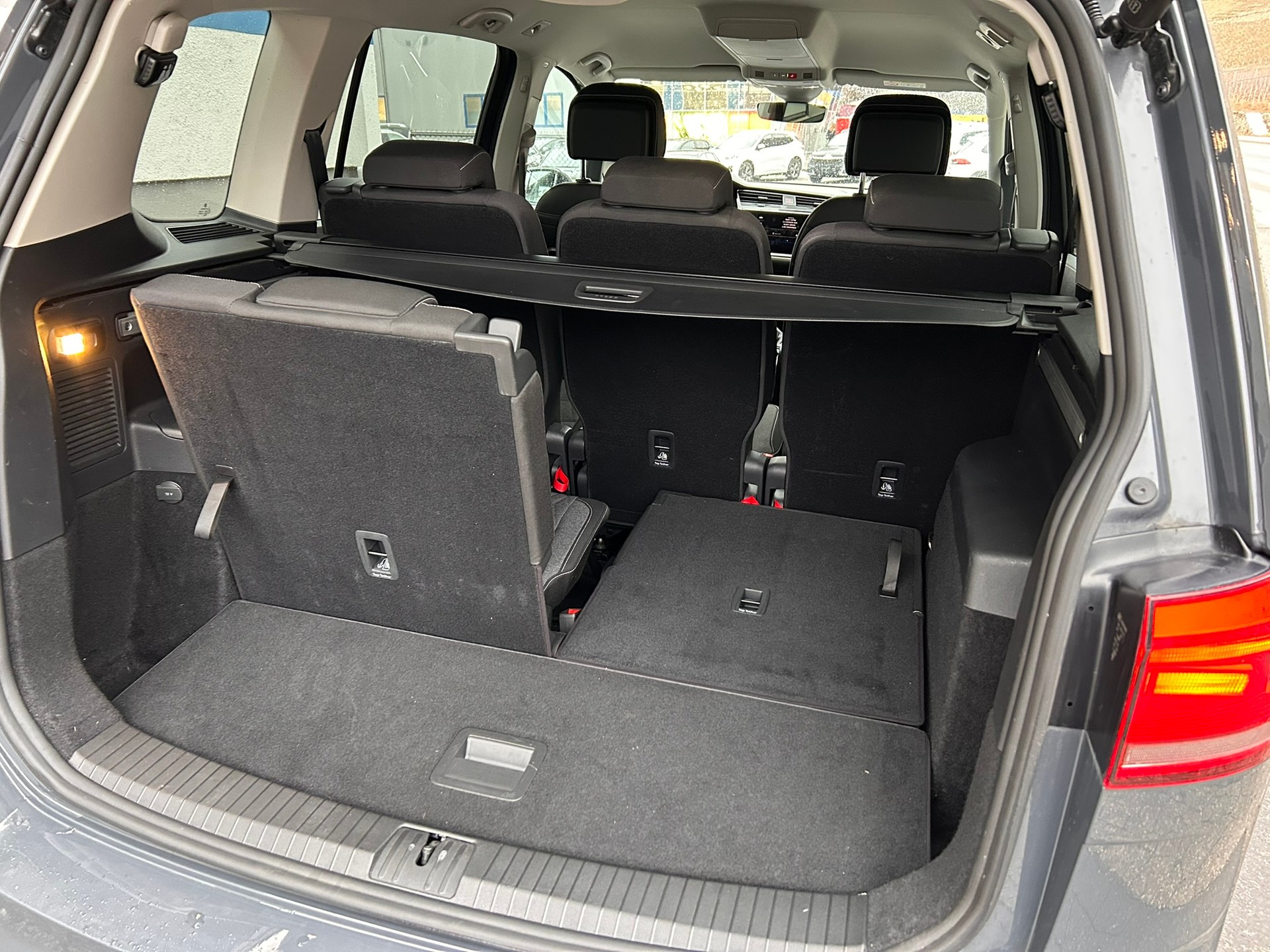 VW Touran 1.5 TSI EVO Comfortline United DSG-image-11