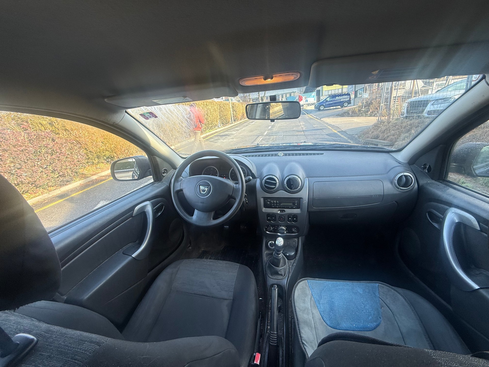 DACIA Duster 1.6 Ambiance 4x4-image-9