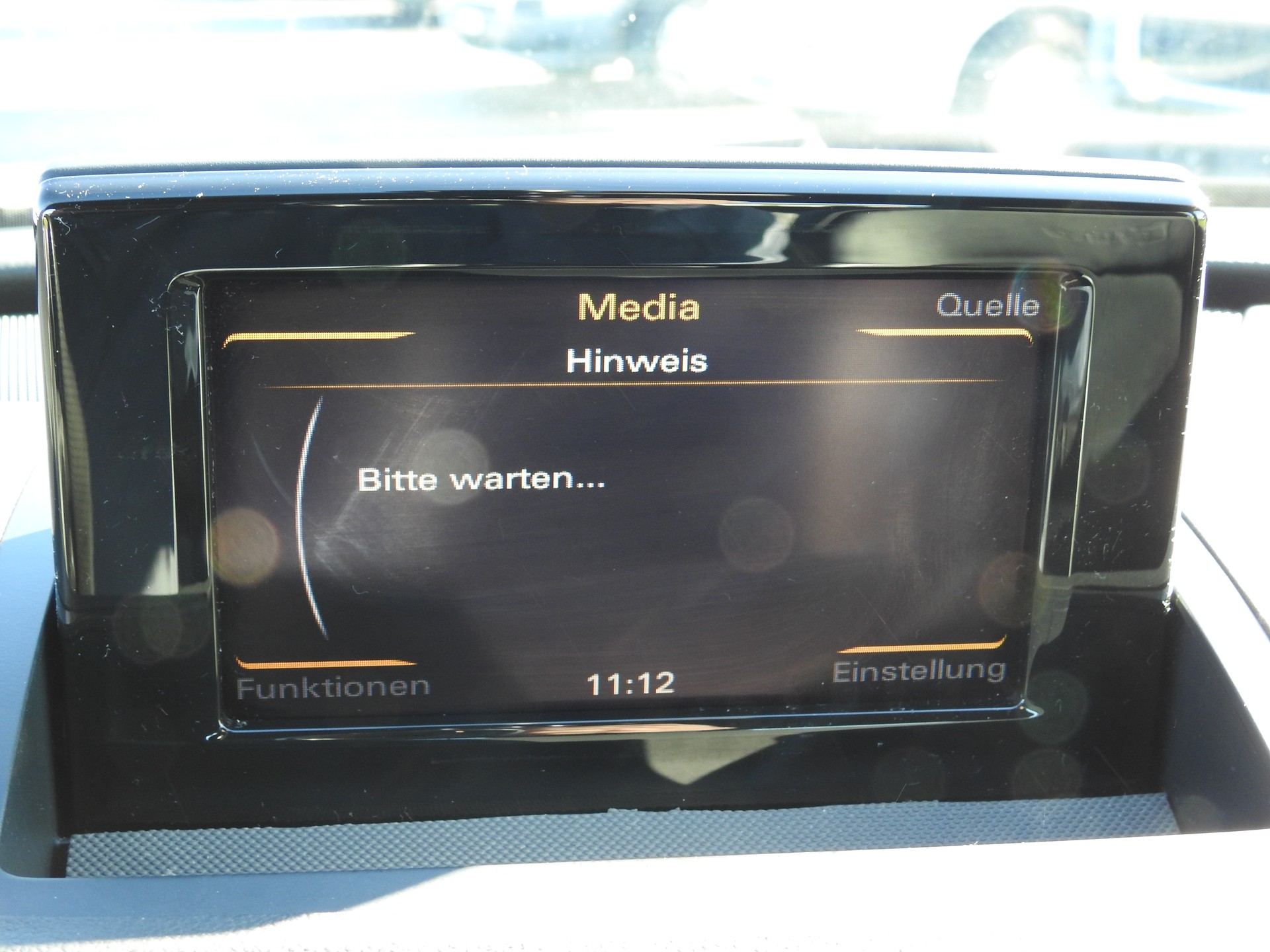 AUDI Q3 2.0 TDI quattro S-tronic S-Line-image-20