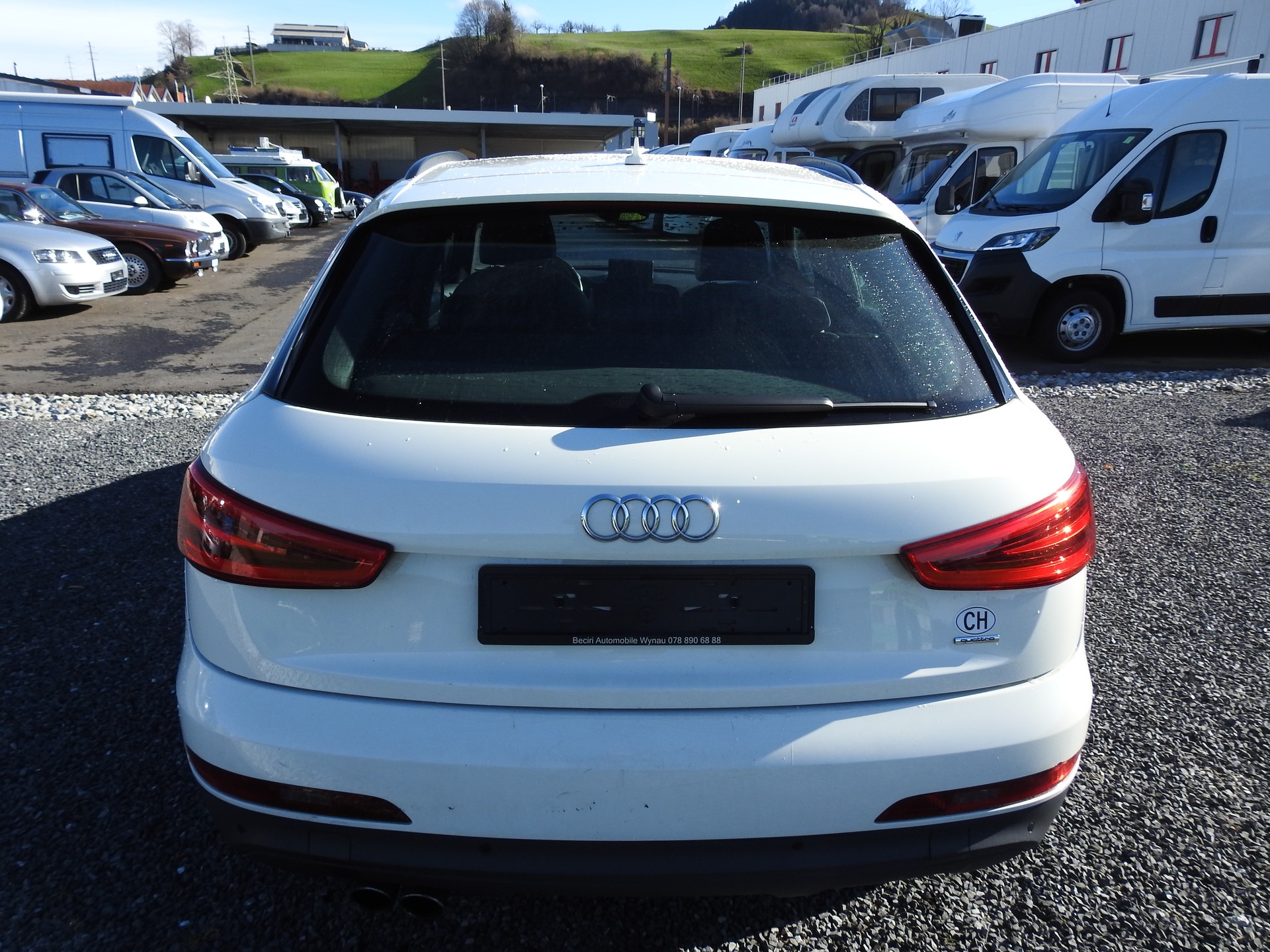 AUDI Q3 2.0 TDI quattro S-tronic S-Line-image-3